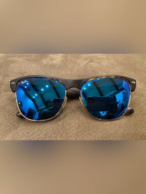 Classic Ray-Ban Clubmaster-Havana frame-Model RB 4175-mirrored lens-vintage 90's